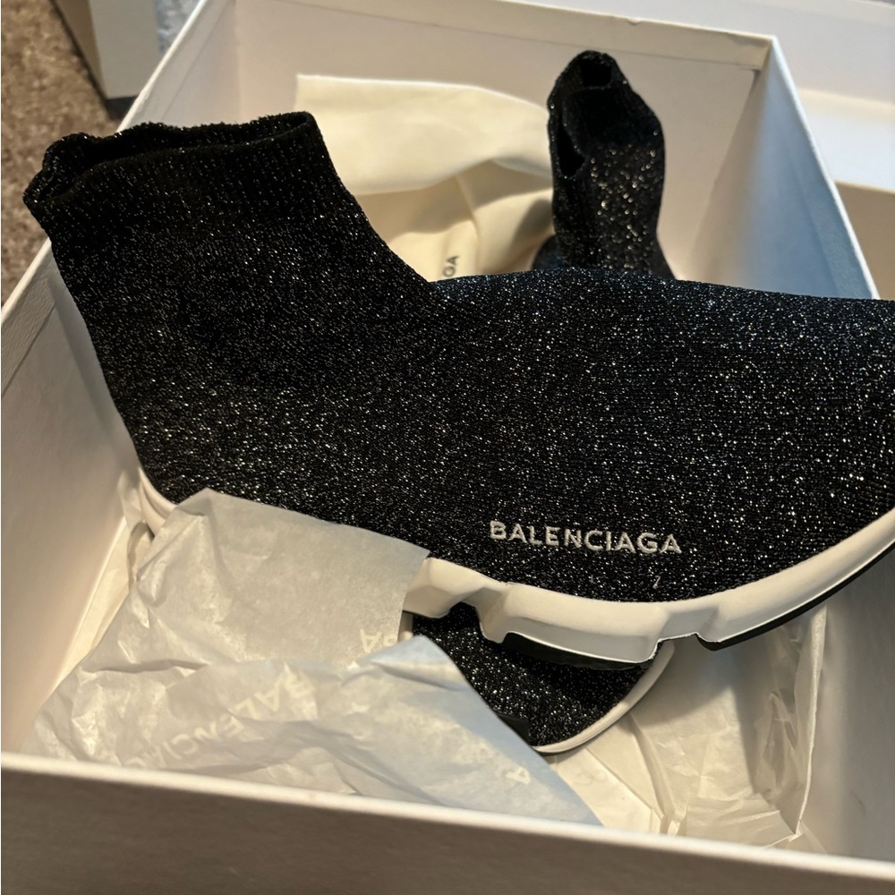 Balenciaga sock shoe - Picture 1 of 3